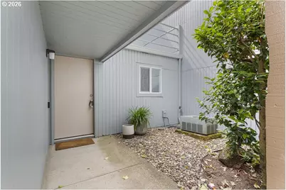 17766 NW Lakeway Ct, Beaverton, OR 97006 - Photo 4