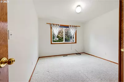 1326 SE Linden Ct, Gresham, OR 97080 - Photo 24