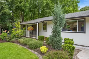 8514 SW 54th Ave, Portland, OR 97219 - Photo 2
