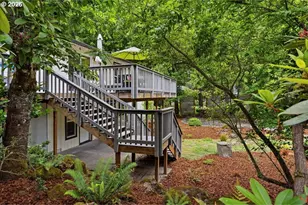 8514 SW 54th Ave, Portland, OR 97219 - Photo 28