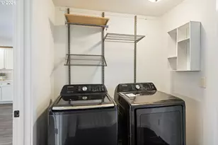 1081 SE Fir Grove Loop, Hillsboro, OR 97123 - Photo 32