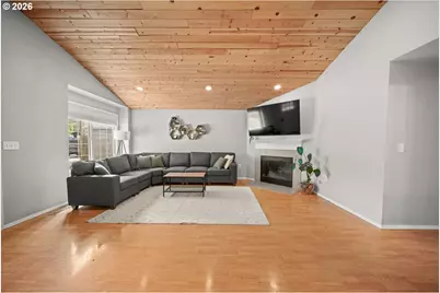 9620 N Edison St, Portland, OR 97203 - Photo 6