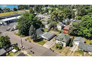 753 SE Sumner St, Camas, WA 98607 - Photo 34
