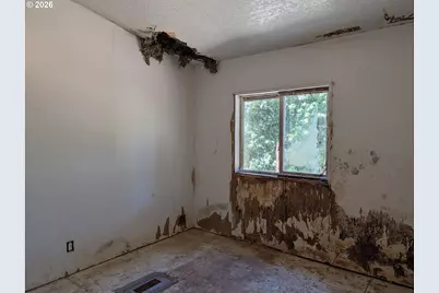 49241 Mountain View Rd, Oakridge, OR 97463 - Photo 36