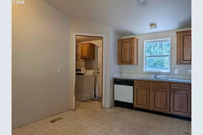 49241 Mountain View Rd, Oakridge, OR 97463 - Photo 22