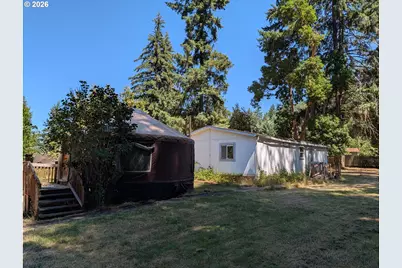 49241 Mountain View Rd, Oakridge, OR 97463 - Photo 2