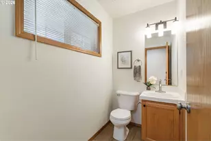 42036 NW Elmhurst Ct, Banks, OR 97106 - Photo 18