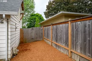 5215 SW 184th Ave, Beaverton, OR 97078 - Photo 6
