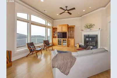 578 W Dogwood St, Washougal, WA 98671 - Photo 10