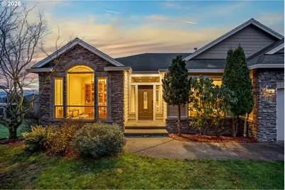 578 W Dogwood St, Washougal, WA 98671 - Photo 2