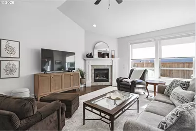 387 NE 22nd Ave, Canby, OR 97013 - Photo 6