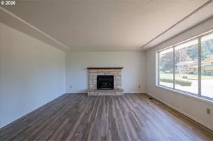18441 SE Clinton, Gresham, OR 97030 - Photo 8