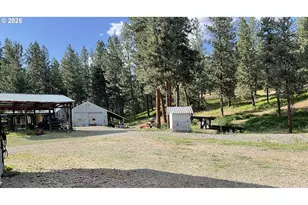 39798 Bear Gulch Rd, Sumpter, OR 97877 - Photo 38