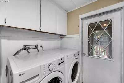 300 E Jones St, Yacolt, WA 98675 - Photo 28