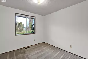 27366 4th St, Junction City, OR 97448 - Photo 14