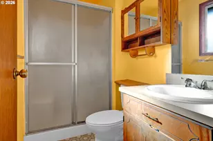 27366 4th St, Junction City, OR 97448 - Photo 8