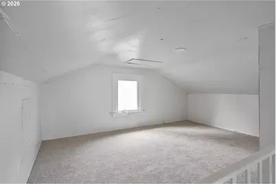 7567 N Gilbert Ave, Portland, OR 97203 - Photo 36