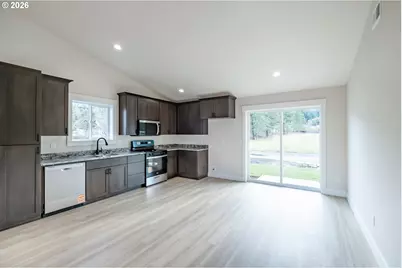 4435 Knotty Pine Ct, Sweet Home, OR 97386 - Photo 10