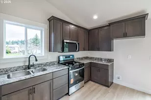 4435 Knotty Pne Ct, Sweet Home, OR 97386 - Photo 18