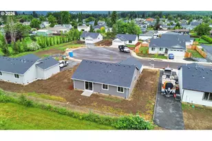 4435 Knotty Pne Ct, Sweet Home, OR 97386 - Photo 34