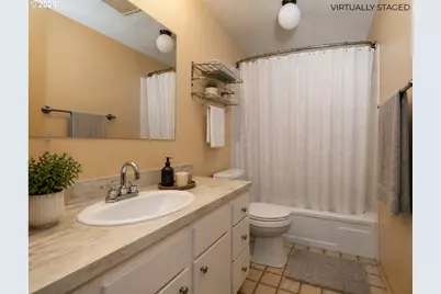 1900 N Cedar St, Newberg, OR 97132 - Photo 12