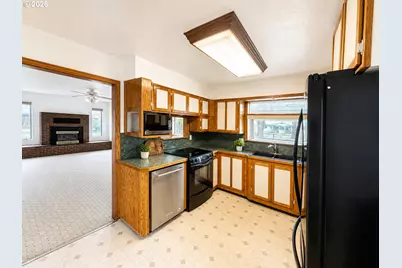 1920 Cliff St, Baker City, OR 97814 - Photo 12