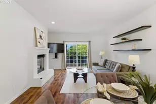 12355 SW Autumnview St, Portland, OR 97224 - Photo 2