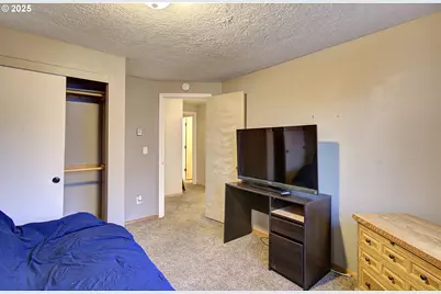 10128 NW 19th Ave, Vancouver, WA 98685 - Photo 18