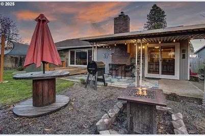 10128 NW 19th Ave, Vancouver, WA 98685 - Photo 32