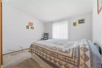 1590 Saint John Ave, Coos Bay, OR 97420 - Photo 20