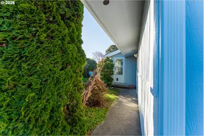 1590 Saint John Ave, Coos Bay, OR 97420 - Photo 4