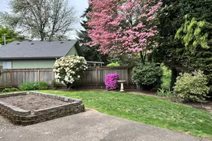 1111 Risden Pl, Eugene, OR 97404 - Photo 20