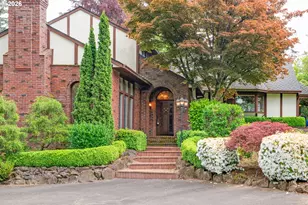 10000 SE Cambridge Ln, Milwaukie, OR 97222 - Photo 2