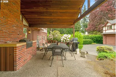 10000 SE Cambridge Ln, Milwaukie, OR 97222 - Photo 34