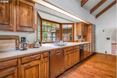 10000 SE Cambridge Ln, Milwaukie, OR 97222 - Photo 14