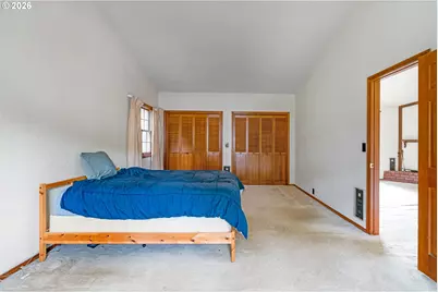10000 SE Cambridge Ln, Milwaukie, OR 97222 - Photo 28