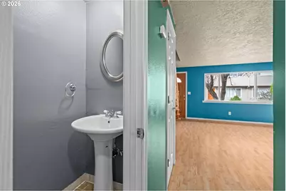 3419 E 21st St #F11, Vancouver, WA 98661 - Photo 28