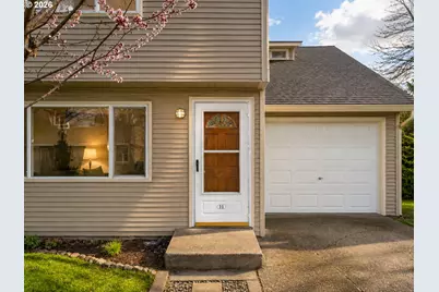 3419 E 21st St #F11, Vancouver, WA 98661 - Photo 2