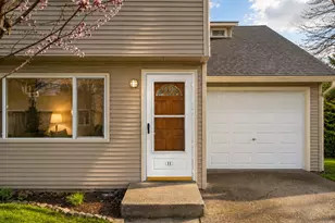 3419 E 21st St, Vancouver, WA 98661 - Photo 2