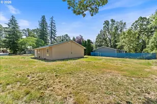 13693 SW 64th Ave, Portland, OR 97219 - Photo 22
