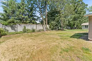 13693 SW 64th Ave, Portland, OR 97219 - Photo 24