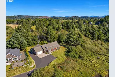 33032 Pacific Bellevue Ln, Warrenton, OR 97146 - Photo 44