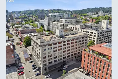 1314 NW Irving St #606, Portland, OR 97209 - Photo 1