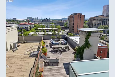 1314 NW Irving St #606, Portland, OR 97209 - Photo 36