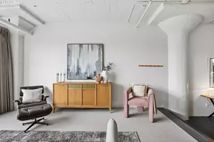 1314 NW Irving St, Portland, OR 97209 - Photo 14