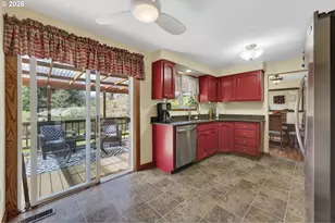 16947 SE Blanton St, Milwaukie, OR 97267 - Photo 10