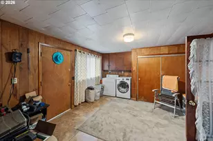 303 S Empire Blvd, Coos Bay, OR 97420 - Photo 14