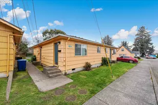 303 S Empire Blvd, Coos Bay, OR 97420 - Photo 24