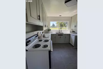 775 Howard Ave, Eugene, OR 97404 - Photo 10