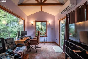 93356 Oakway Rd, Coos Bay, OR 97420 - Photo 28